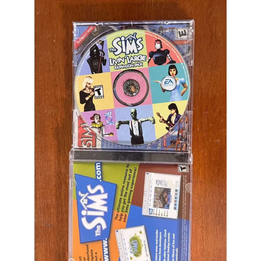 EA Games sims livin